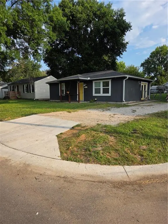 326 Front Street, Grain Valley, MO 64029 - #2