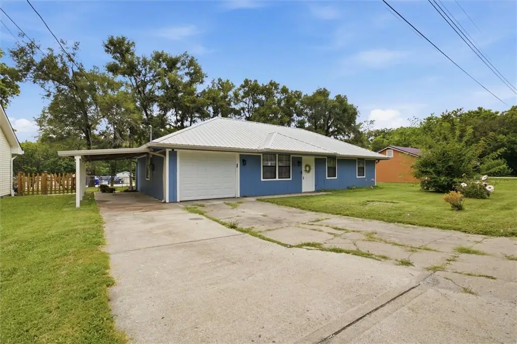 304 E 2nd Street, Lawson, MO 64062 - #1