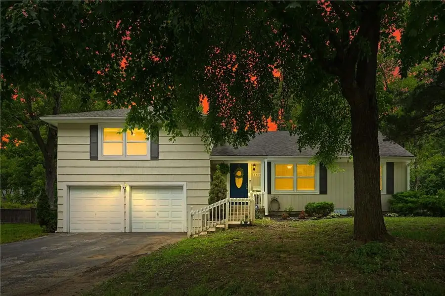 6400 E 110th Street, Kansas City, MO 64134 - #2