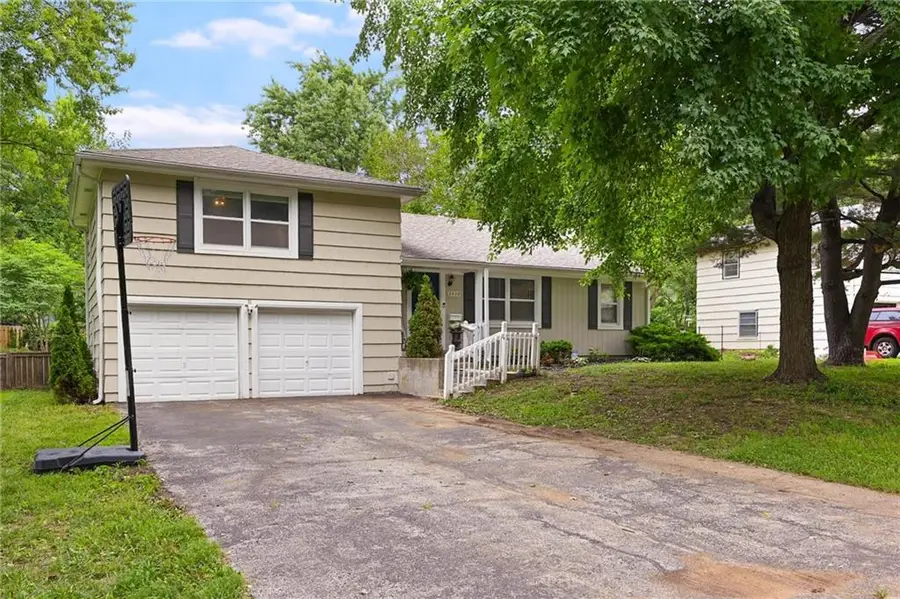 6400 E 110th Street, Kansas City, MO 64134 - #3