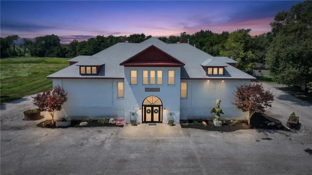 402 Rulo Street, Bigelow, MO 64437 - #1