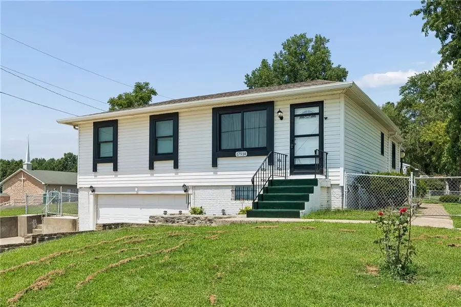 17914 N Whitney Road, Independence, MO 64058 - #3