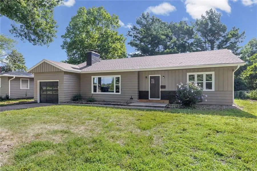 1419 S Hickory Street, Ottawa, KS 66067 - #2