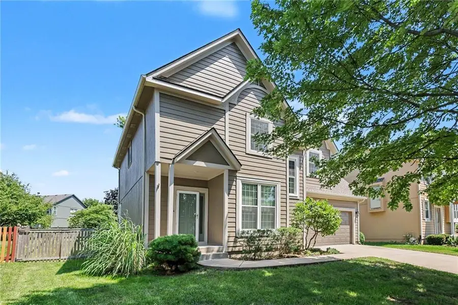 14747 S Symphony Drive, Olathe, KS 66062 - #3
