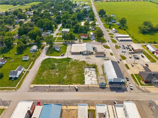 407-419 Main Street, Polo, MO 64671