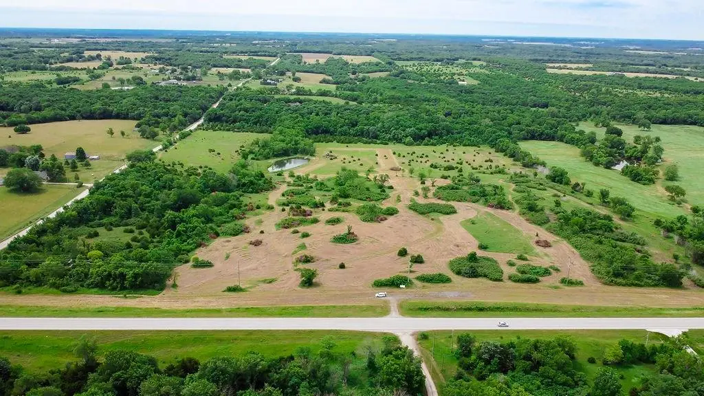 68 Hwy Pleasant Valley Road, Wellsville, KS 66092 - #1