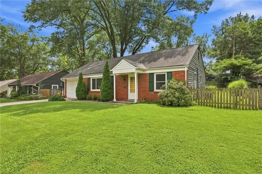 2613 W 79th Street, Prairie Village, KS 66208 - #2