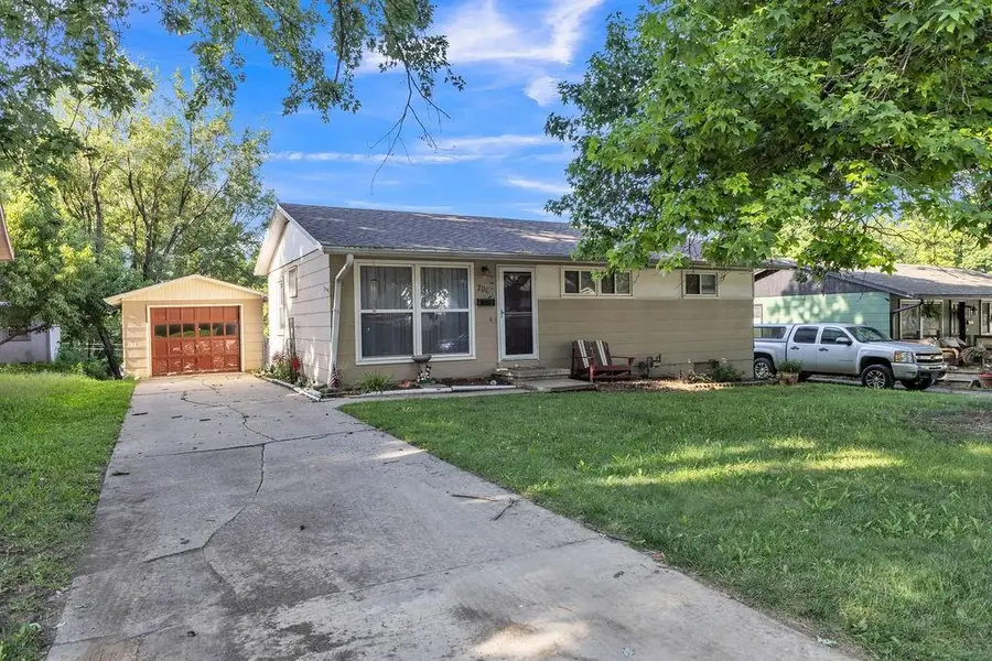 706 Randolph Street, Saint Joseph, MO 64505 - #2