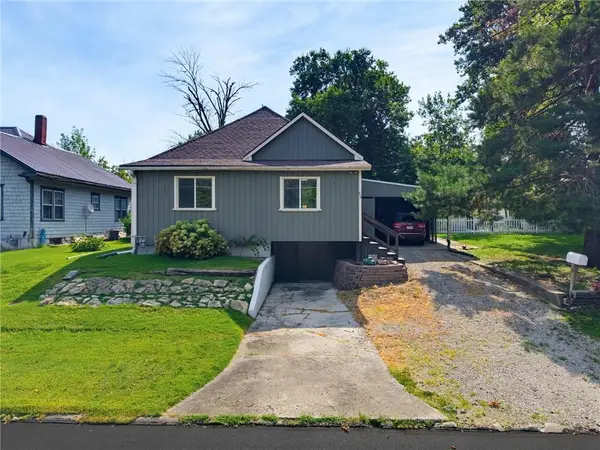 206 Ridgeway Street, Trenton, MO 64683