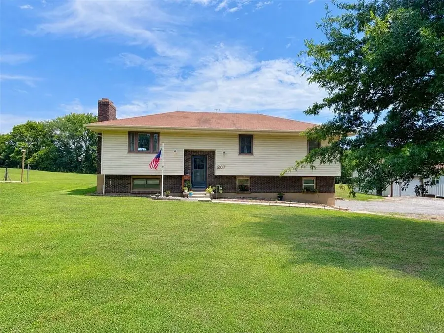 207 Evergreen Street, Excelsior Springs, MO 64024 - #2