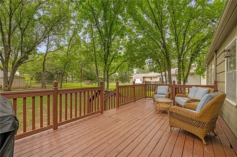 9800 W 89th Terrace, Overland Park, KS 66212 - #2