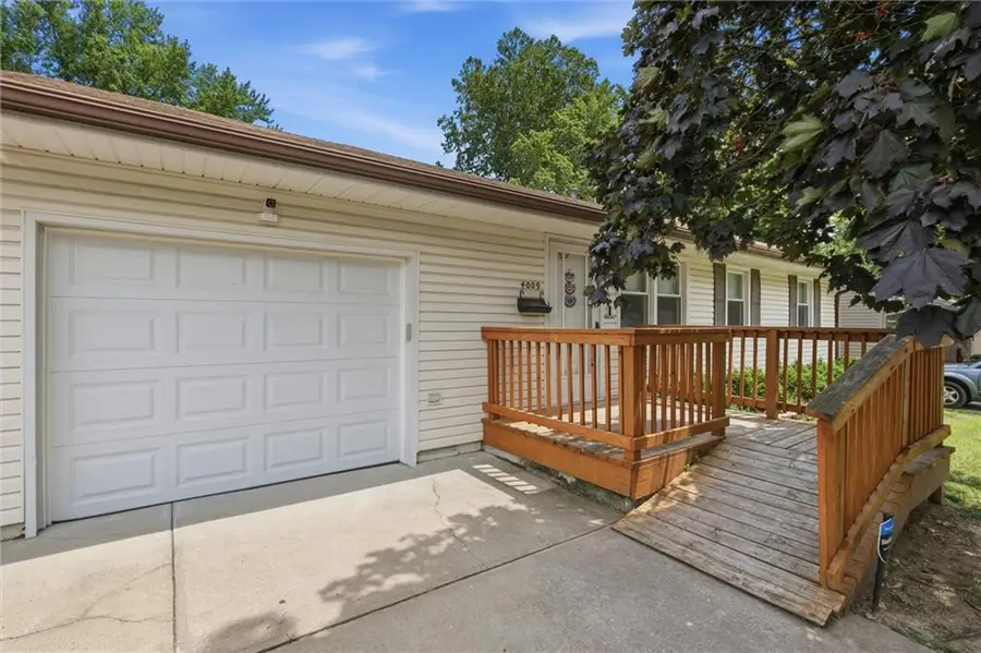 4009 S Spring Street, Independence, MO 64055 - #3