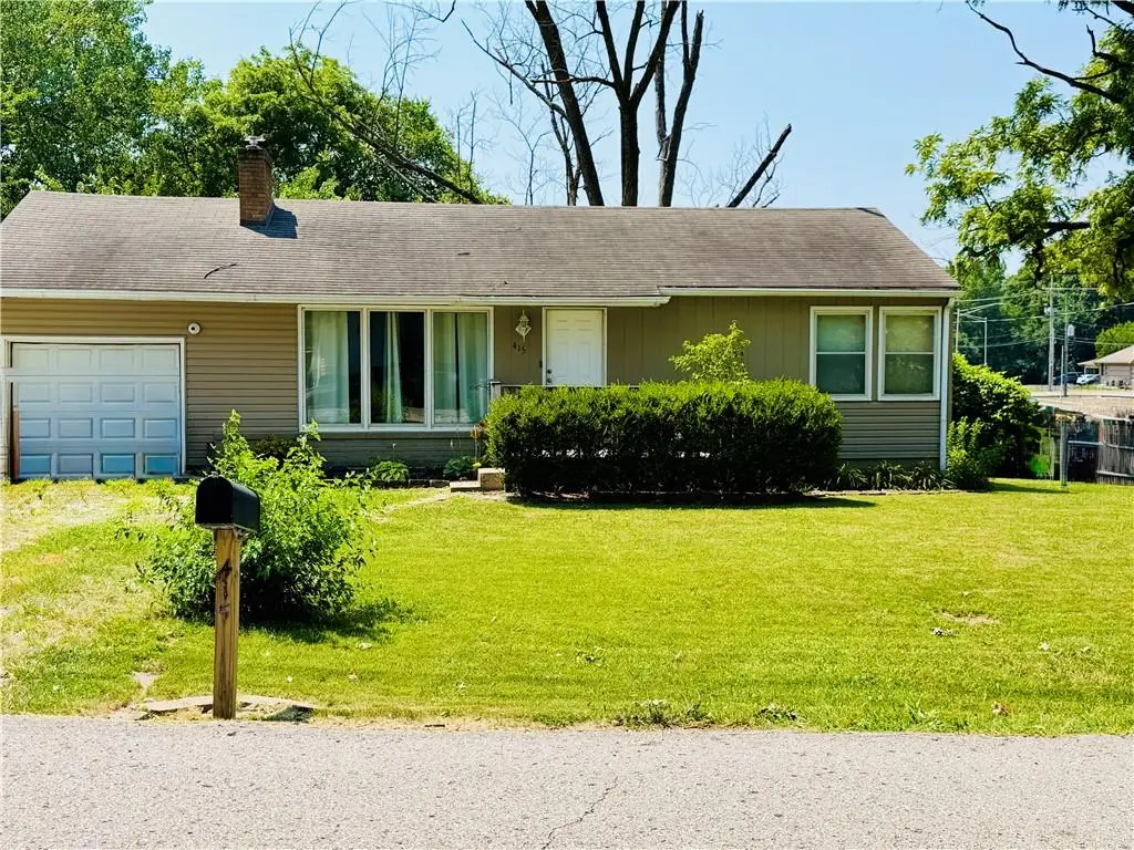 415 NE 87th Street, Kansas City, MO 64155 - #1