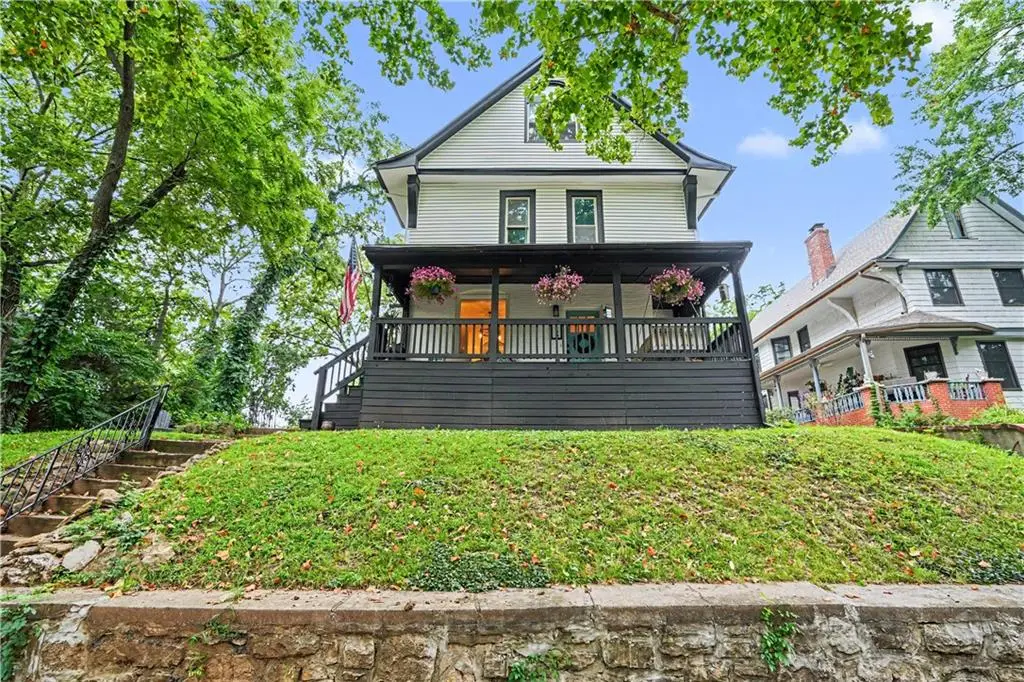 3630 Bell Street, Kansas City, MO 64111 - #1
