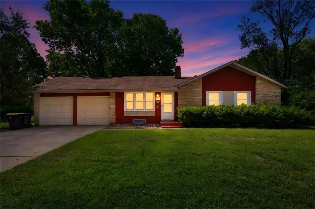 6601 E 96th Street, Kansas City, MO 64134 - #1