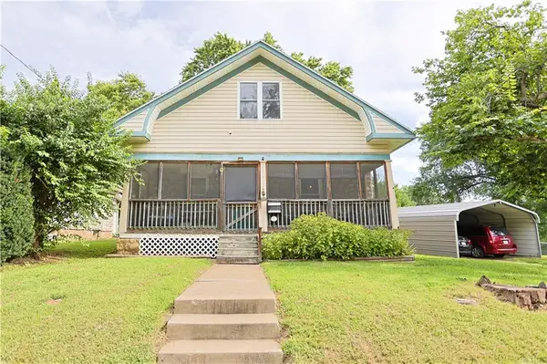11612 Hackett Street, Independence, MO 64054