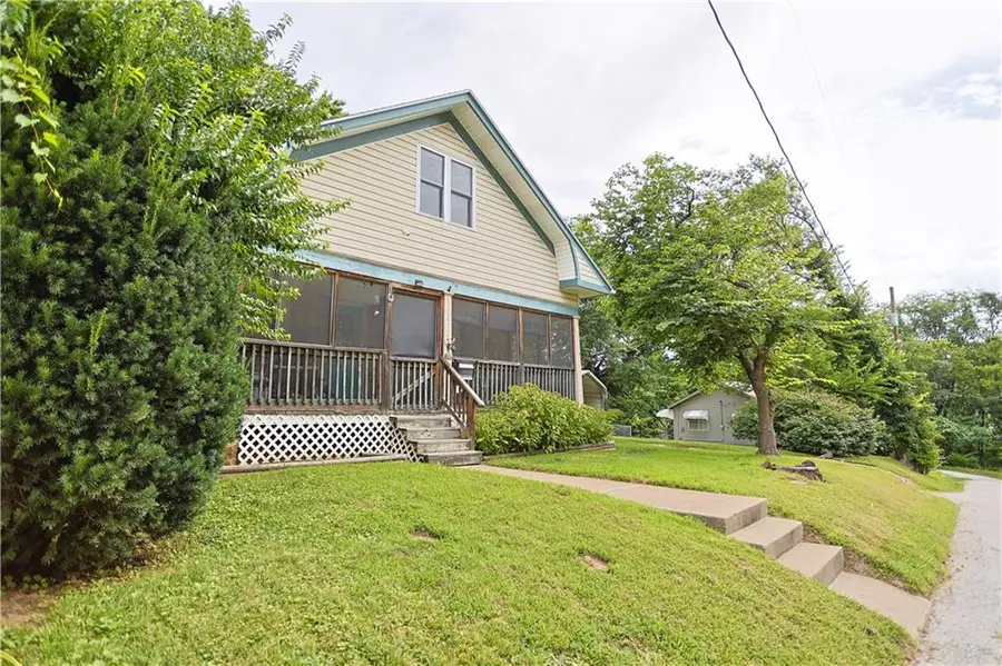 11612 Hackett Street, Independence, MO 64054 - #2