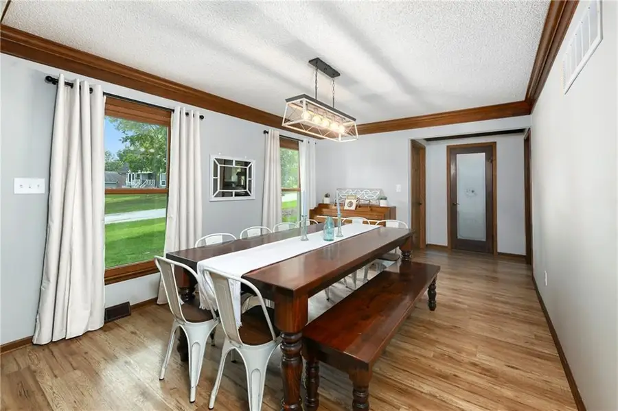 1100 SW 44th Street, Blue Springs, MO 64015 - #2
