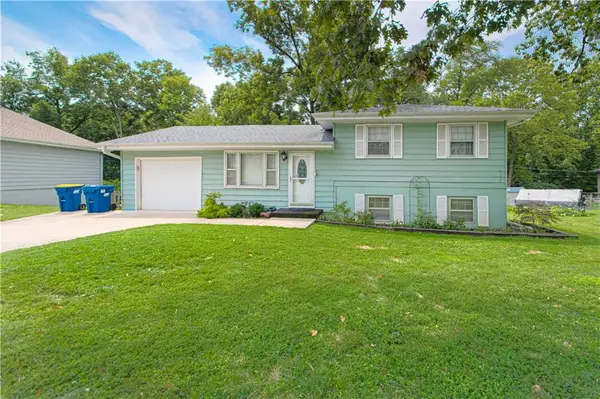 820 S Main Street, Liberty, MO 64068