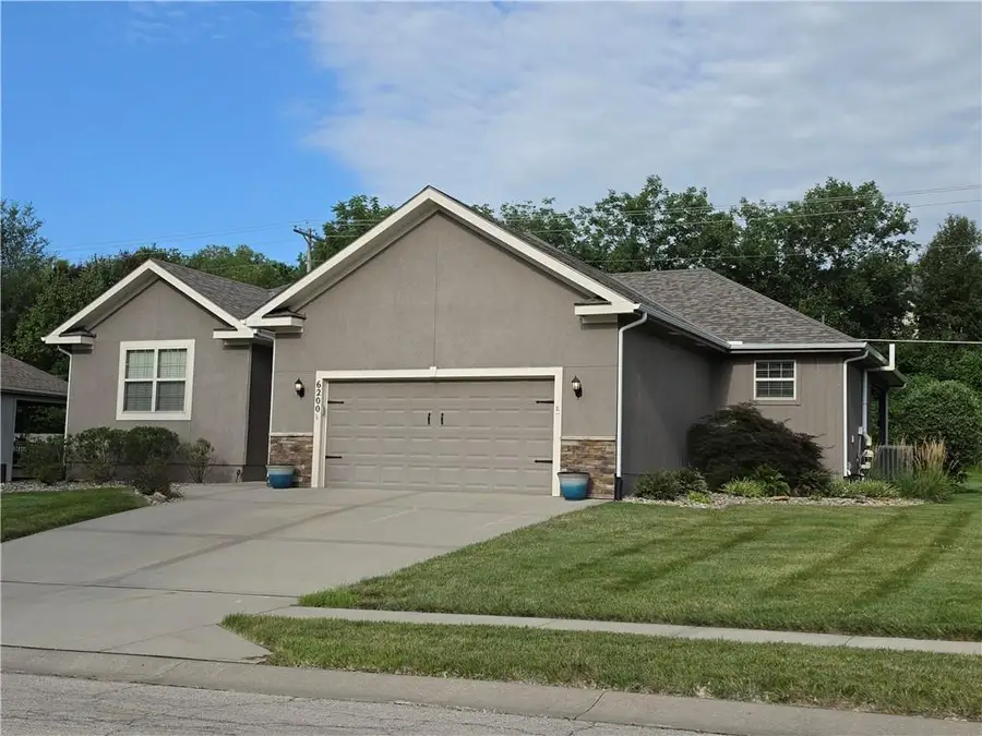 6200 Green Hills Lane, Kansas City, MO 64151 - #2