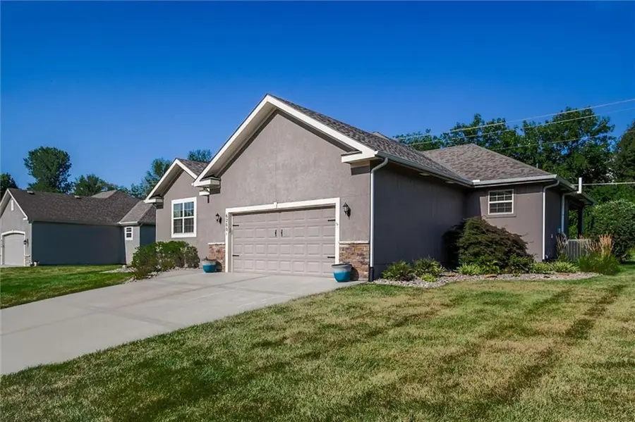 6200 Green Hills Lane, Kansas City, MO 64151 - #3