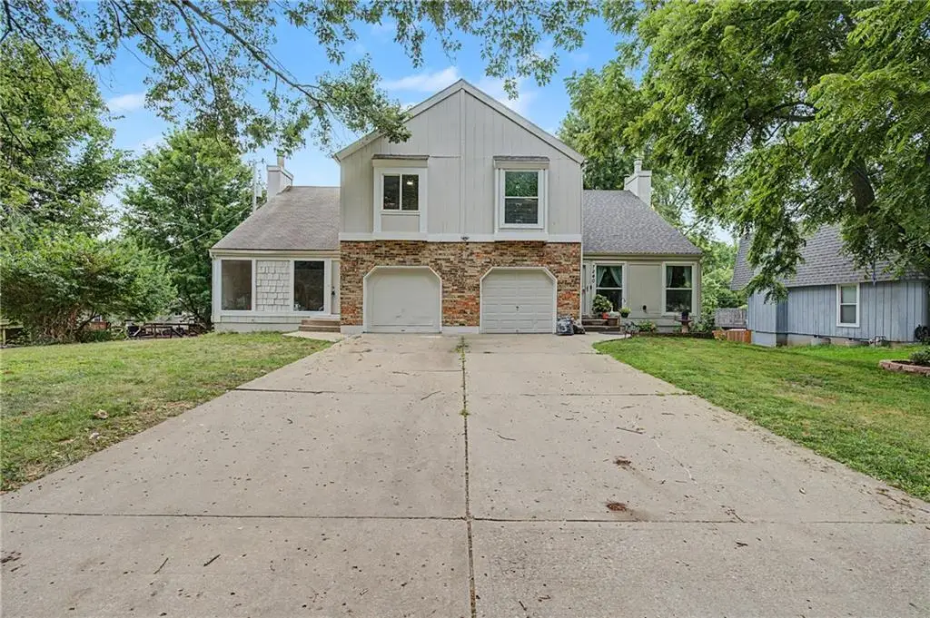 7232 N Askew Avenue, Kansas City, MO 64119 - #1