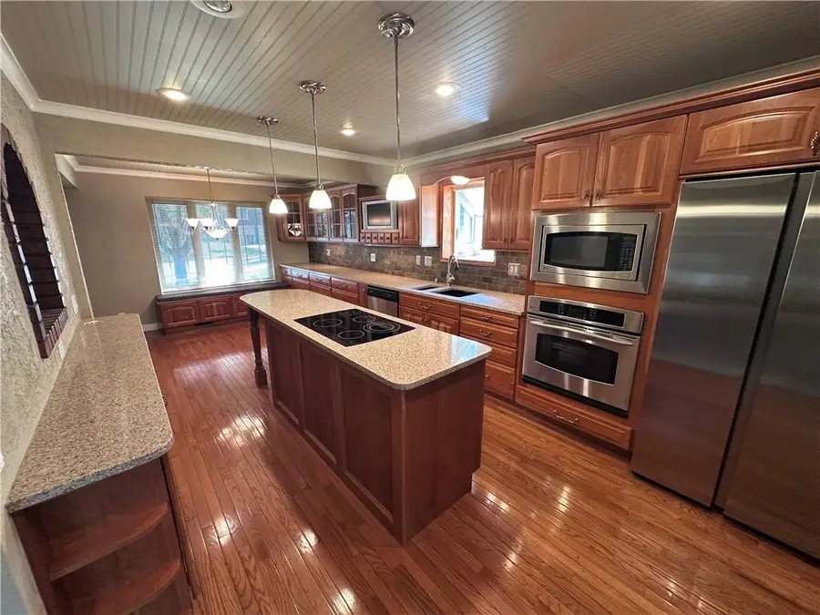 1613 SW 20th Street, Blue Springs, MO 64015 - #3