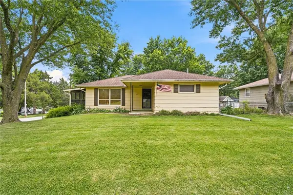 1403 Shawnee Street, Leavenworth, KS 66048