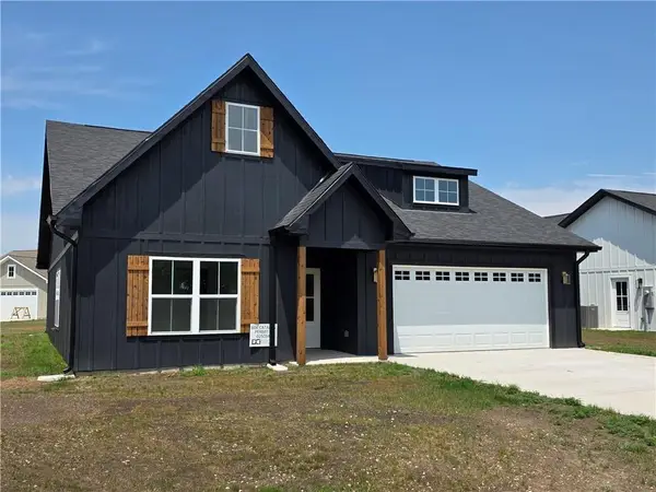 606 Catalpa Street, Independence, KS 67301