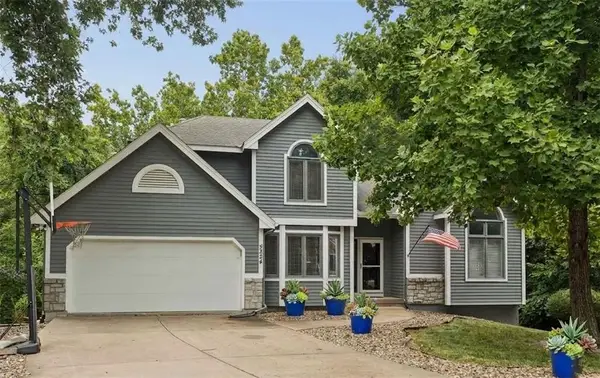 5224 N Main Street, Kansas City, MO 64118