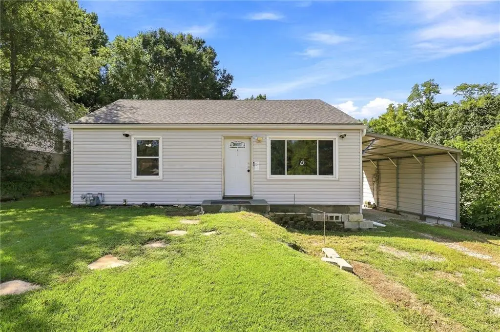 5127 Oakland Avenue, Kansas City, KS 66102 - #1