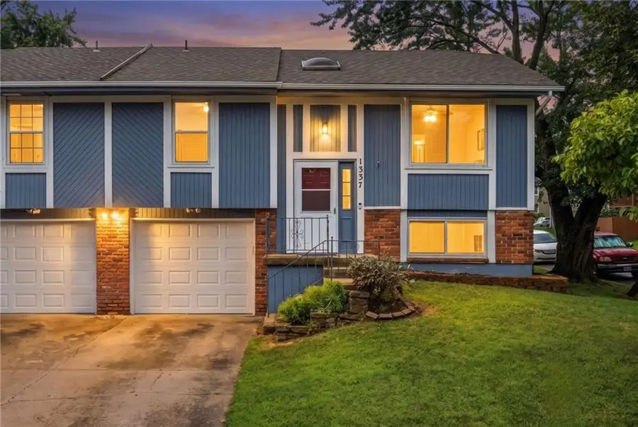1337 E 123rd Street, Olathe, KS 66061 - #2