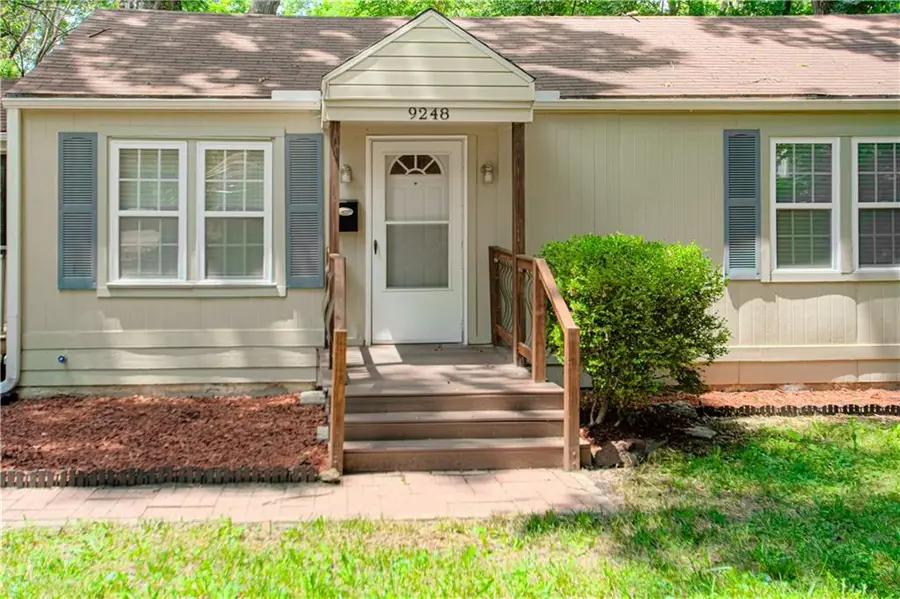 9248 Mcgee Street, Kansas City, MO 64114 - #3