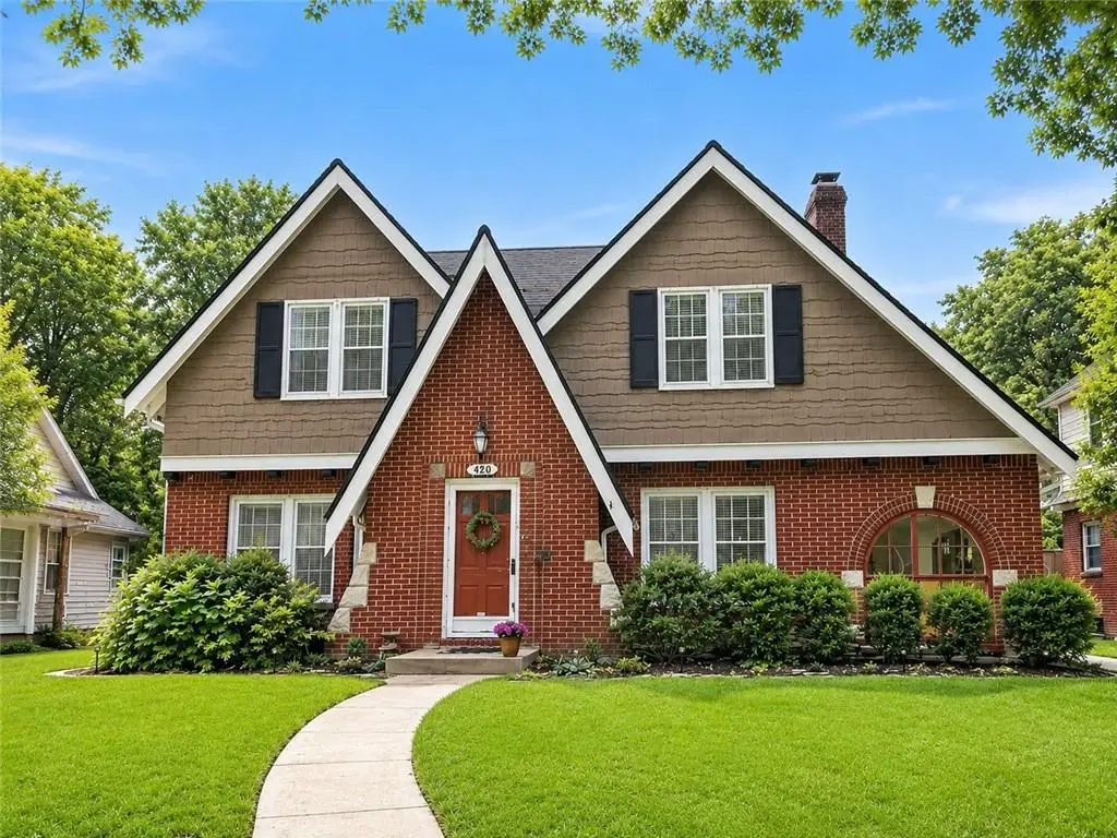 420 E 74th Street, Kansas City, MO 64131 - #1