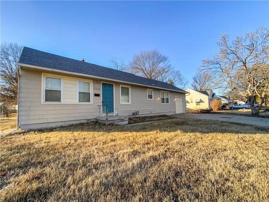 11426 Applewood Drive, Kansas City, MO 64134 - #3