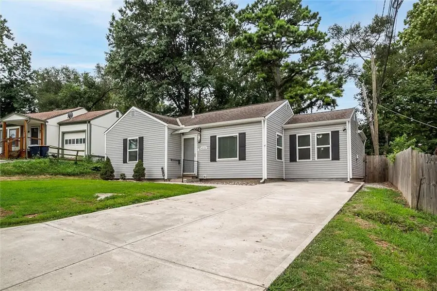 4552 N Locust Street, Kansas City, MO 64116 - #3