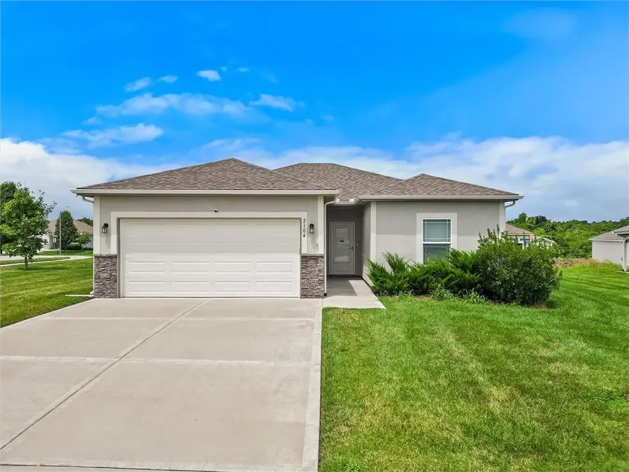 2104 Crestview Place, Raymore, MO 64083 - #2