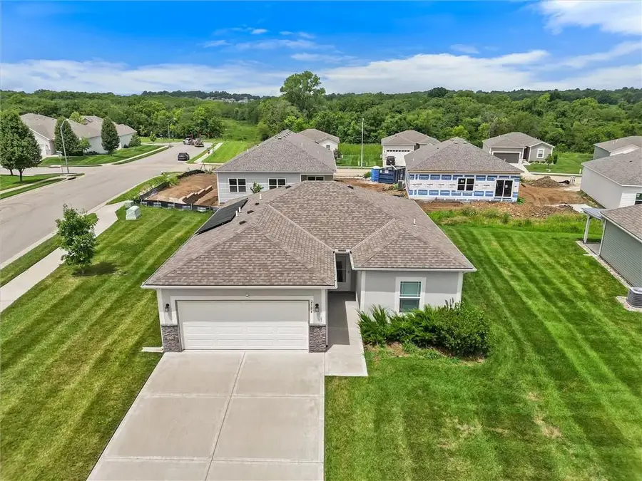 2104 Crestview Place, Raymore, MO 64083 - #3