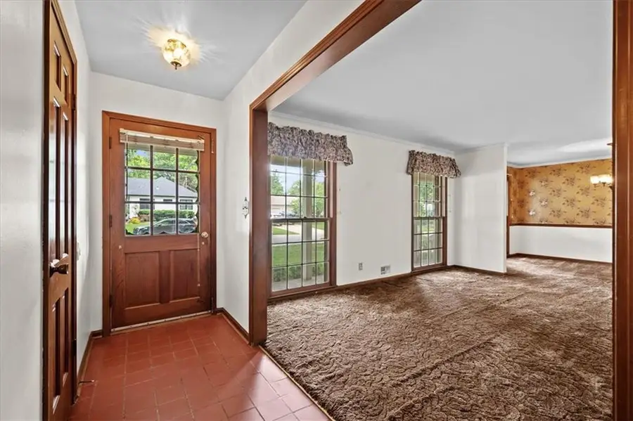 9516 Buena Vista Street, Overland Park, KS 66207 - #3
