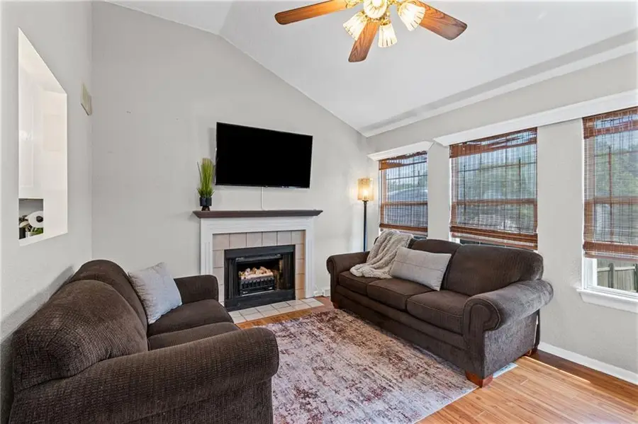20209 E 17th Street Court N, Independence, MO 64056 - #2