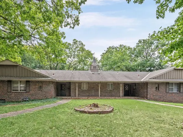 541 E 101st Terrace, Kansas City, MO 64131