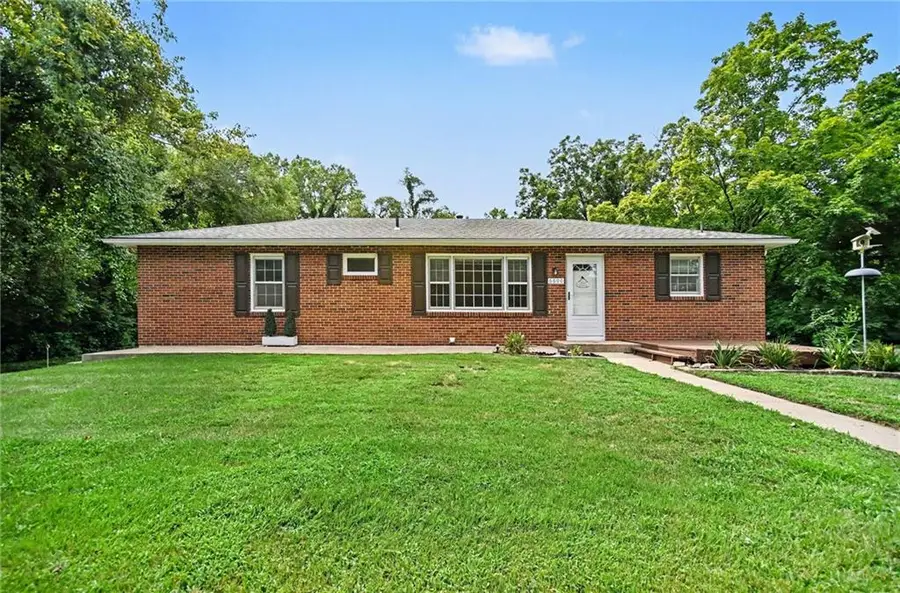 6600 NW Hamer Drive, Kansas City, MO 64118 - #3