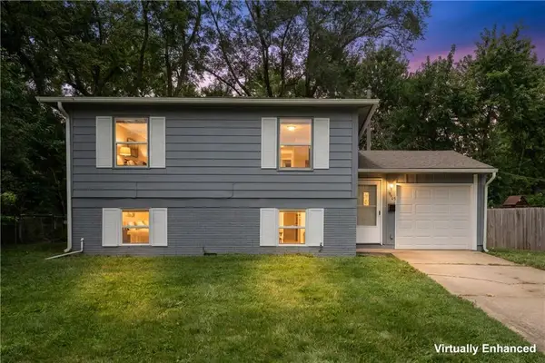 9505 Spring Valley Road, Kansas City, MO 64134