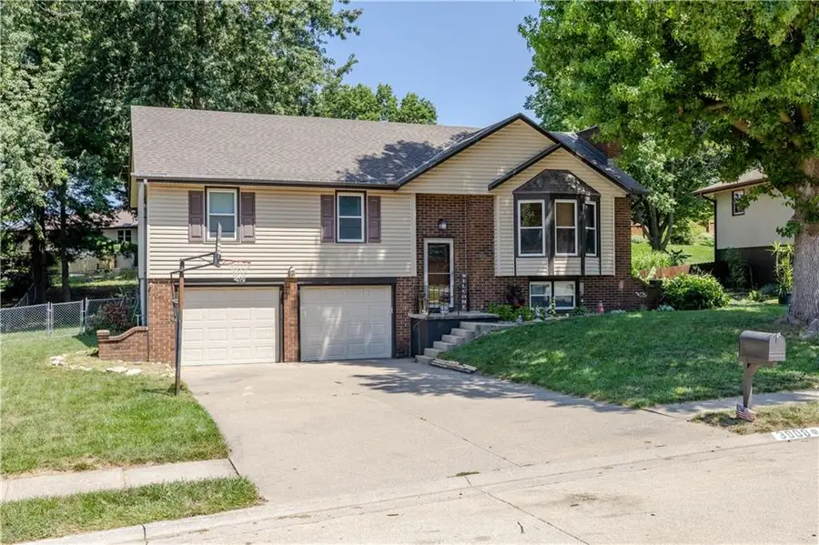 3909 W Haverill Drive, Saint Joseph, MO 64506 - #2