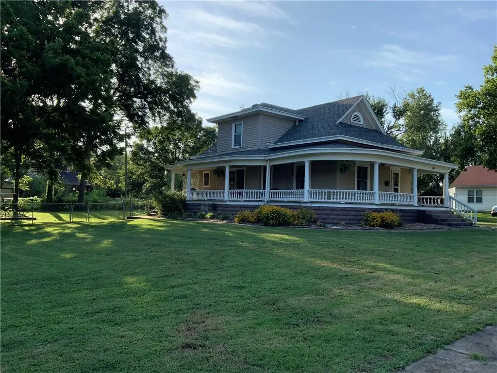409 S Green Street, Yates Center, KS 66783 - #1