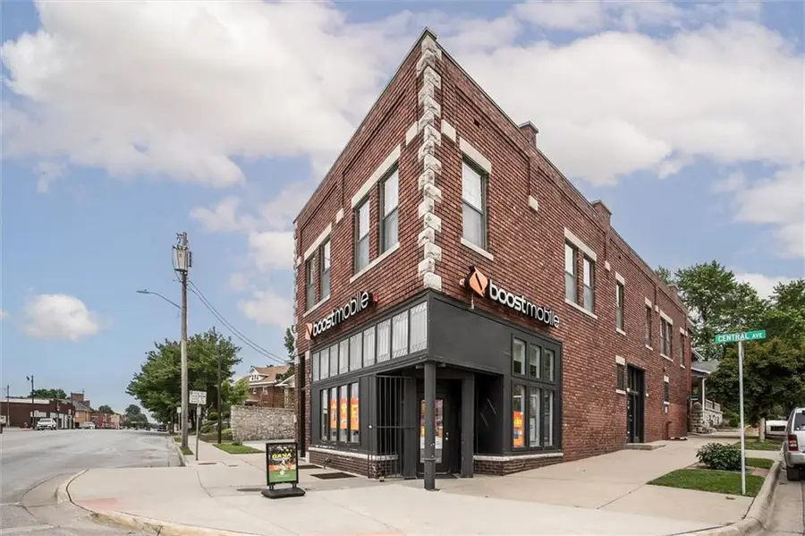 11 S 17th Street, Kansas City, KS 66102 - #2