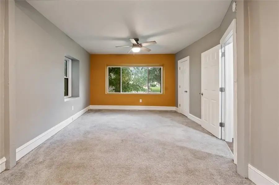 1141 E 75th Terrace, Kansas City, MO 64131 - #3