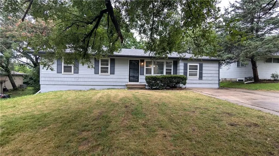 8618 Winchester Avenue, Kansas City, MO 64138 - #3