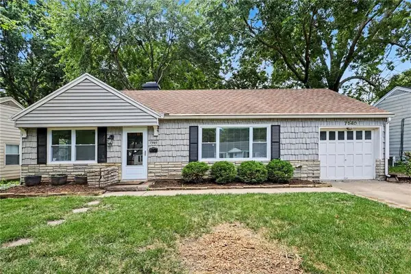 7540 Rainbow Drive, Prairie Village, KS 66208