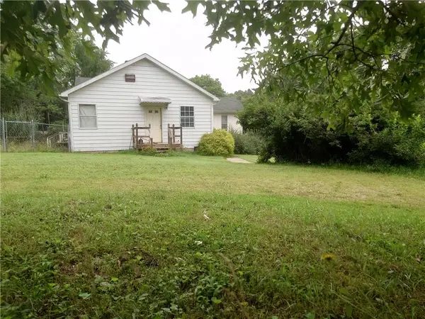 2915 Cravens Road, Poplar Bluff, MO 63901